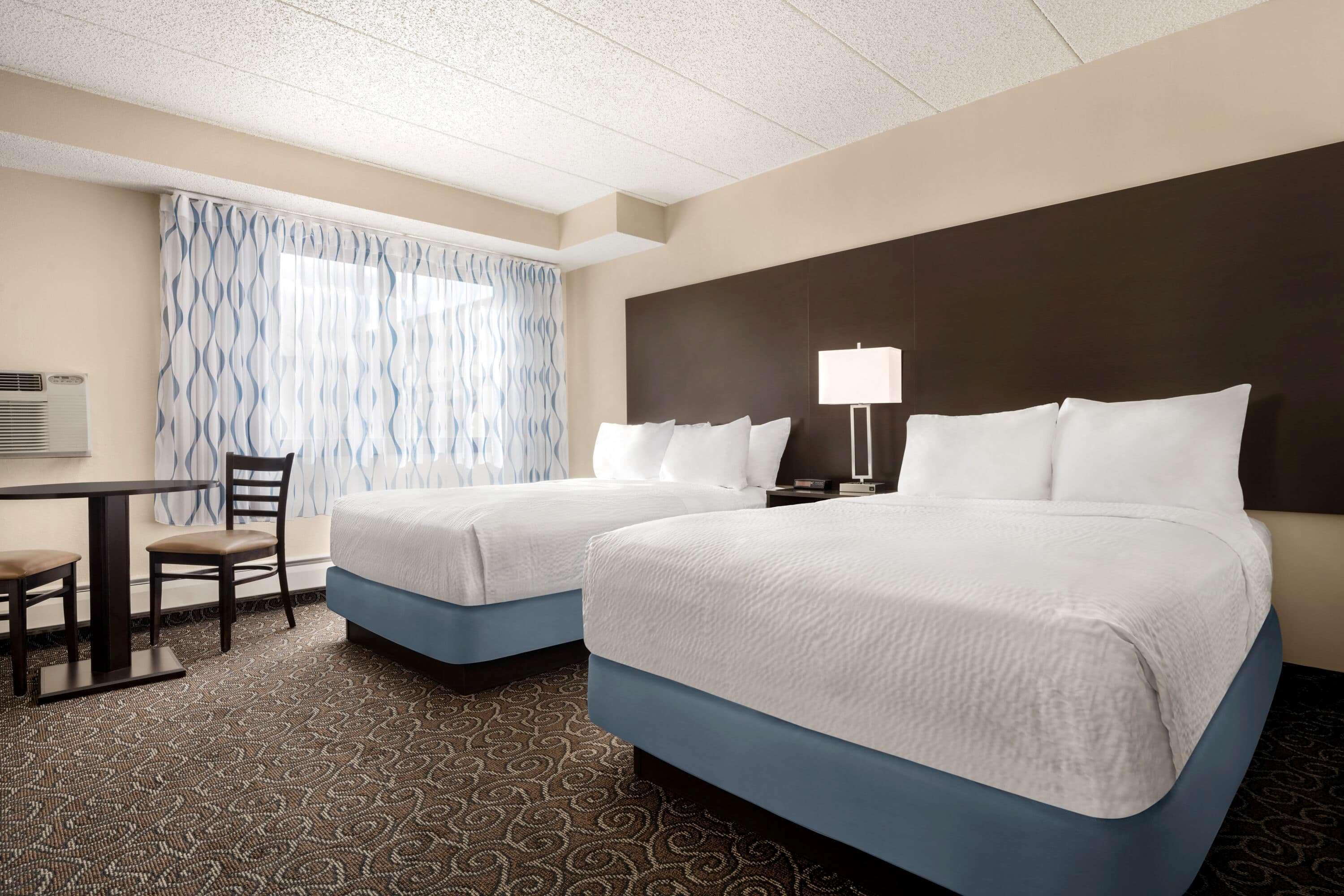 Days Inn By Wyndham Fort Collins Exterior photo